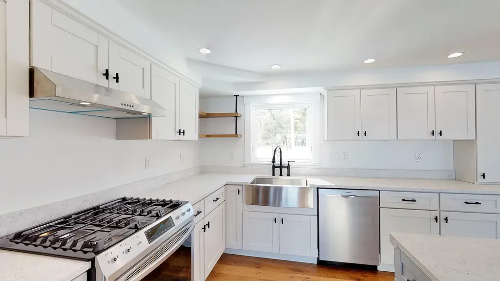 42 Plummer Drive Raymond ME 04071