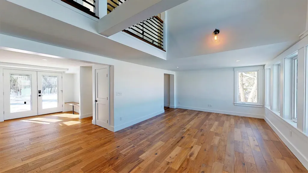 42 Plummer Drive Raymond ME 04071