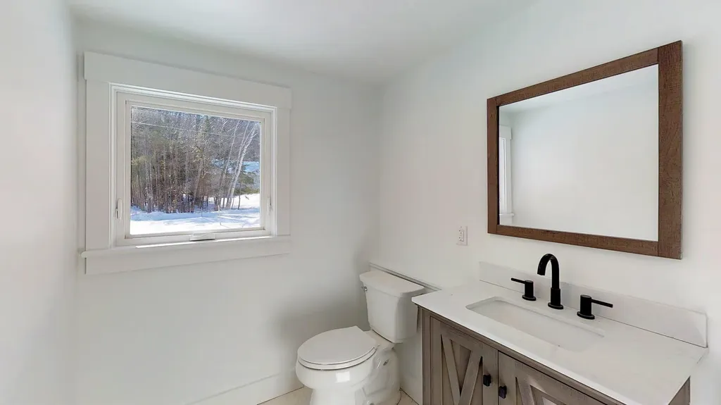 42 Plummer Drive Raymond ME 04071