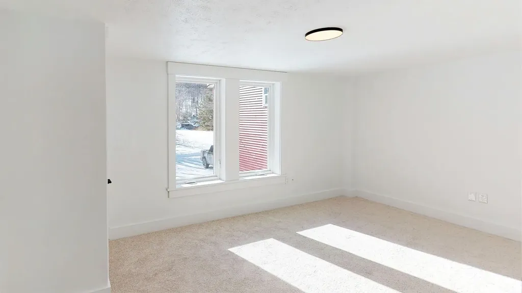 42 Plummer Drive Raymond ME 04071