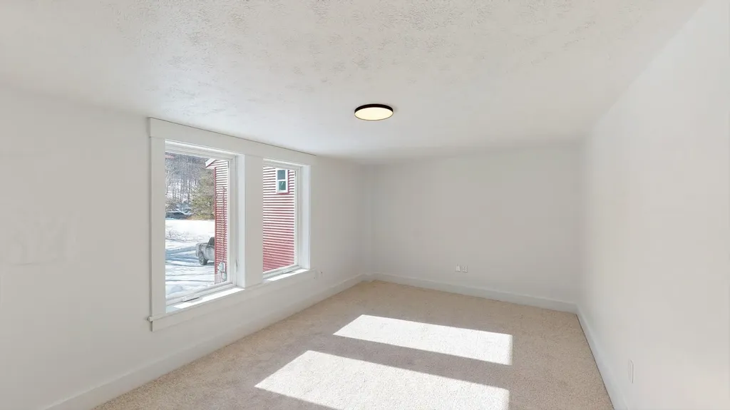 42 Plummer Drive Raymond ME 04071