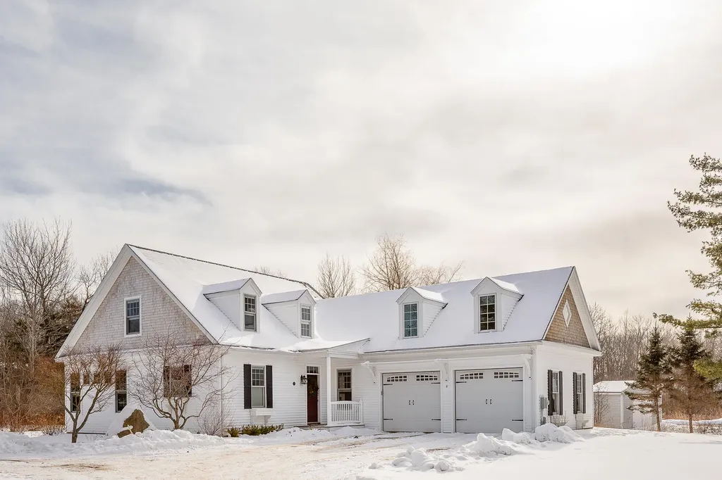 23 Clam Cove Drive Rockport ME 04856