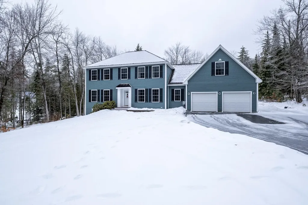 25 Orion Way Windham ME 04062
