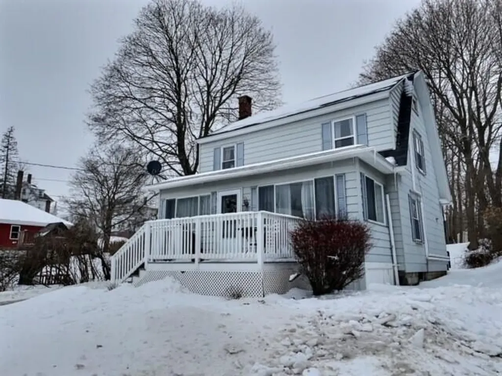 75 Madison Street Auburn ME 04210