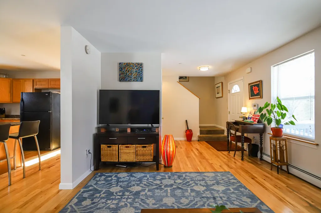 20 Lane Avenue Portland ME 04103