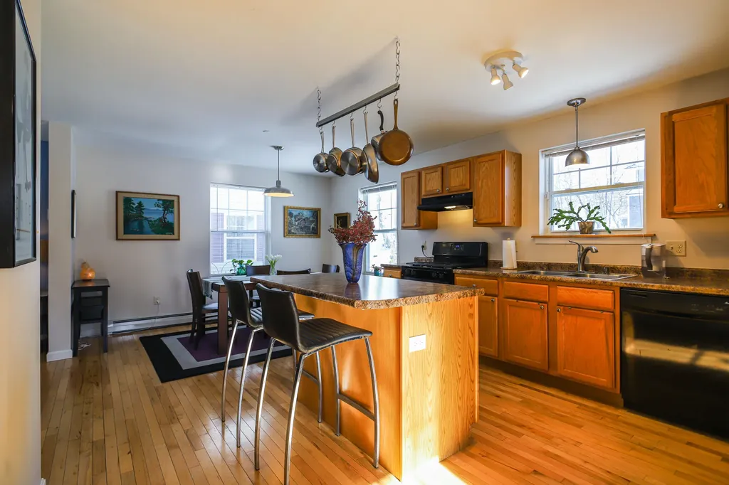 20 Lane Avenue Portland ME 04103