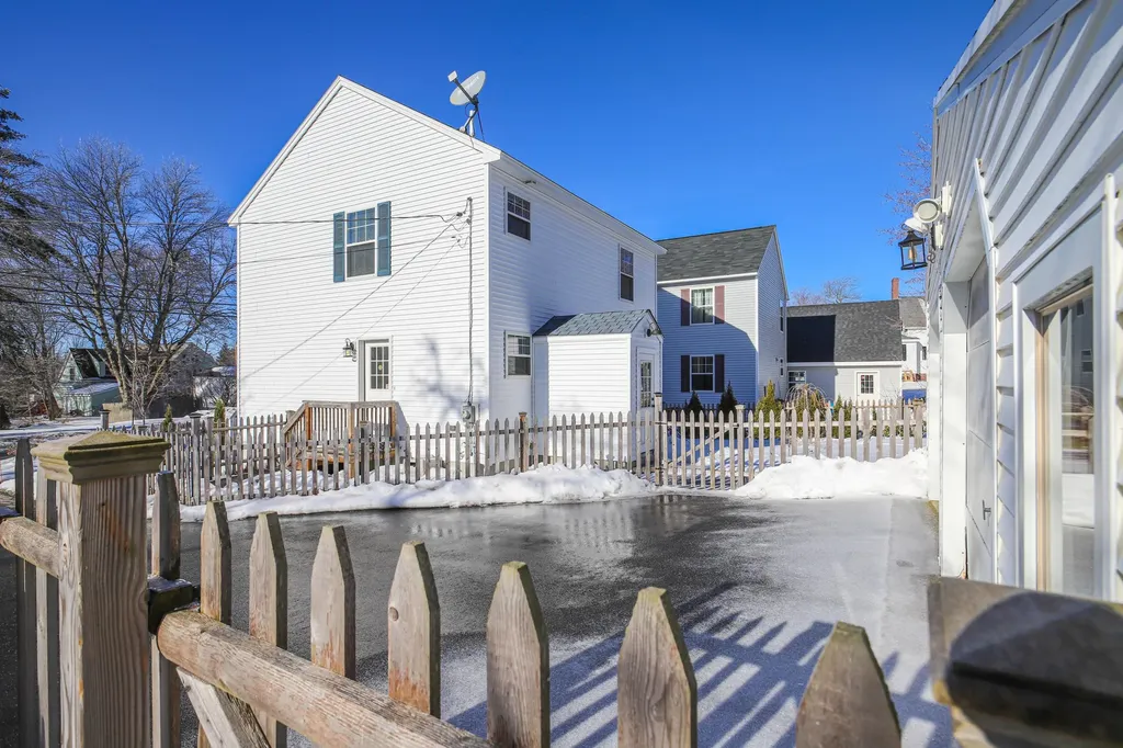20 Lane Avenue Portland ME 04103
