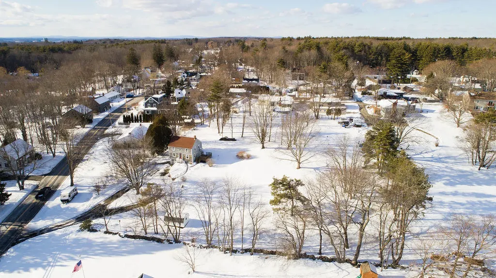 1048 State Road Eliot ME 03903