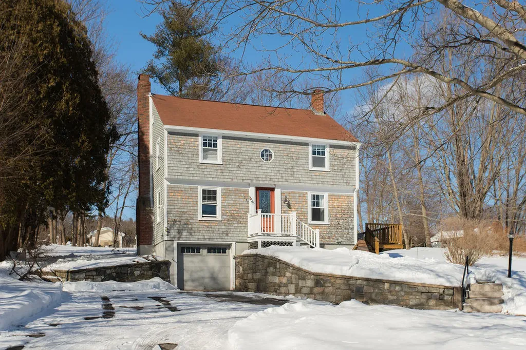 1048 State Road Eliot ME 03903