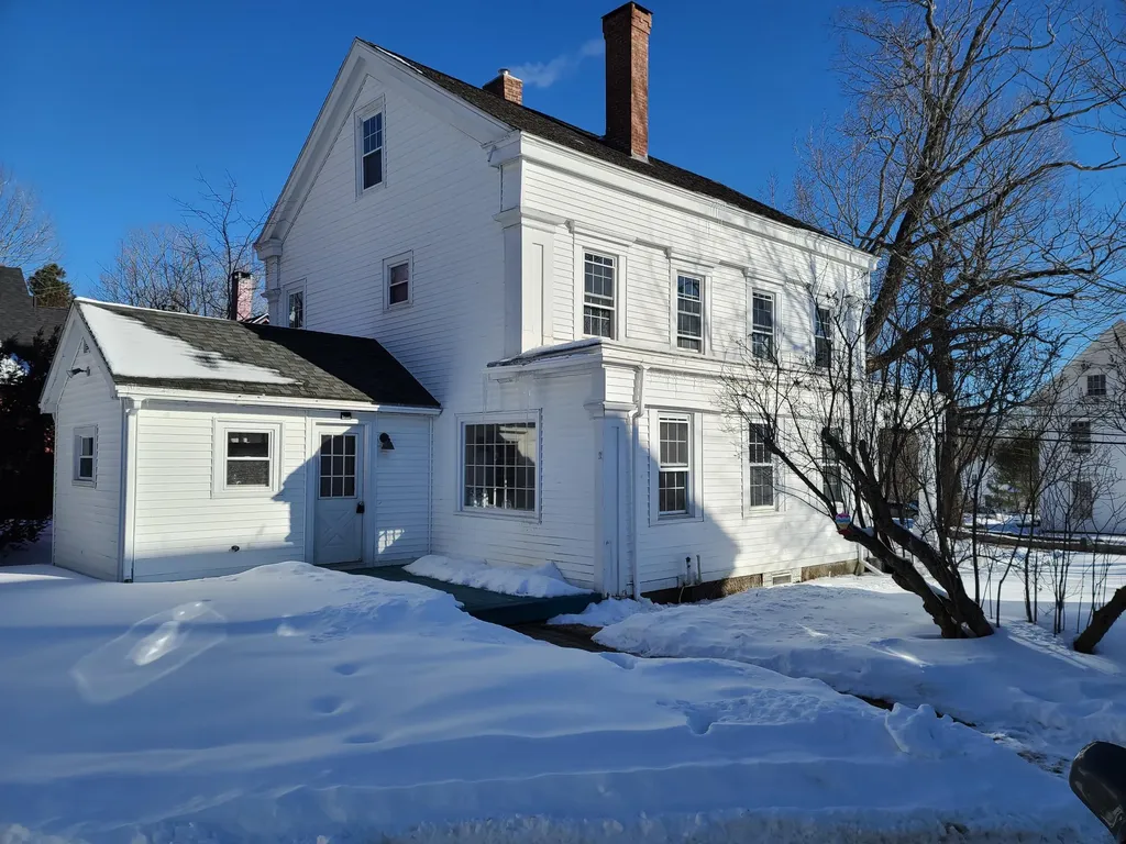 49 Knox Street Thomaston ME 04861
