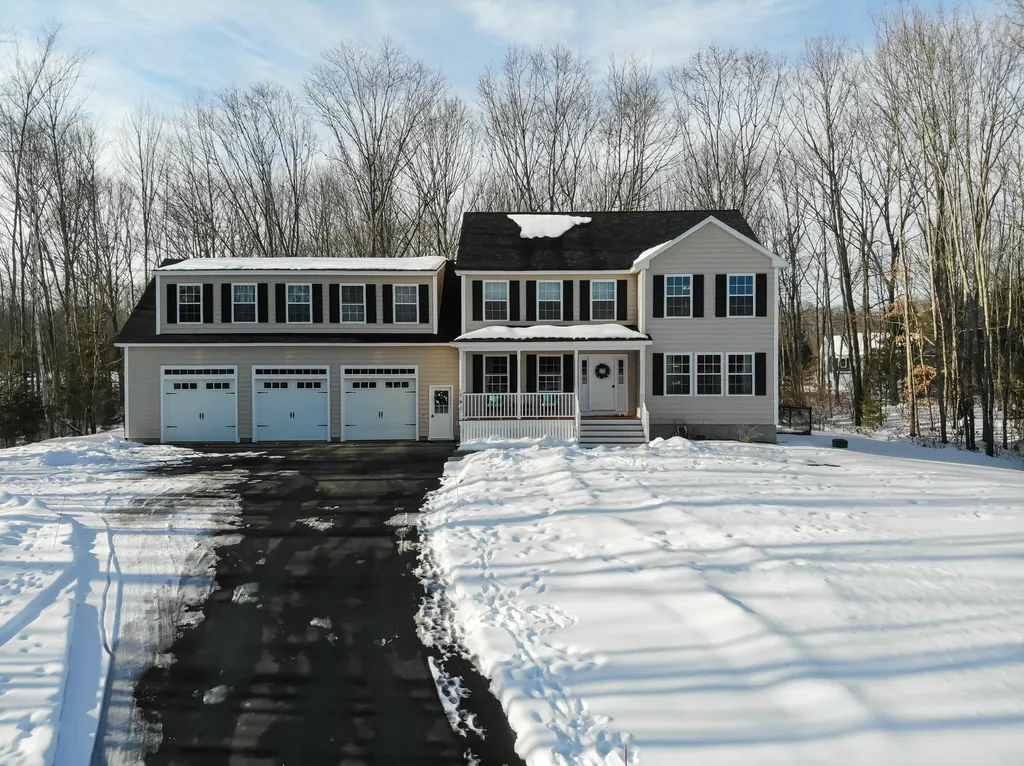 141 Thompson Road Kennebunk ME 04043
