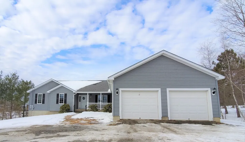 38 Burleigh Road Bangor ME 04401