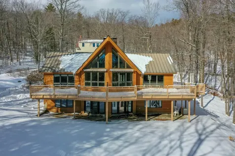 10 Sleepy Hollow Lane Casco ME 04015