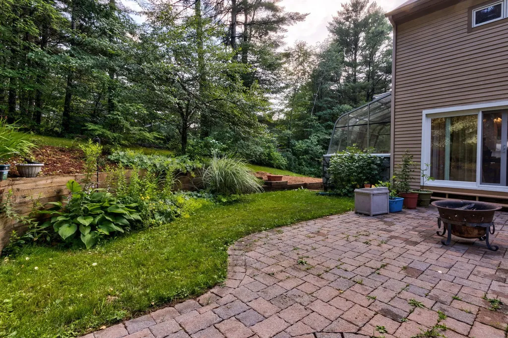150 Sunderland Drive Auburn ME 04210