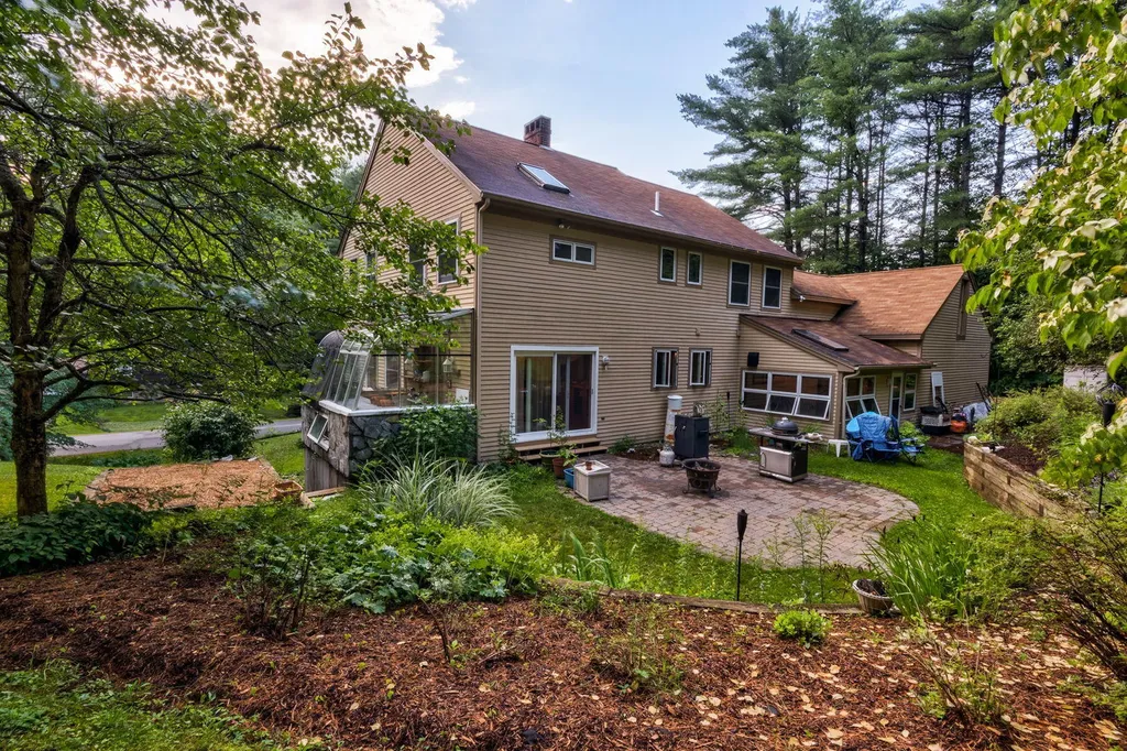150 Sunderland Drive Auburn ME 04210