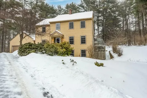 150 Sunderland Drive Auburn ME 04210