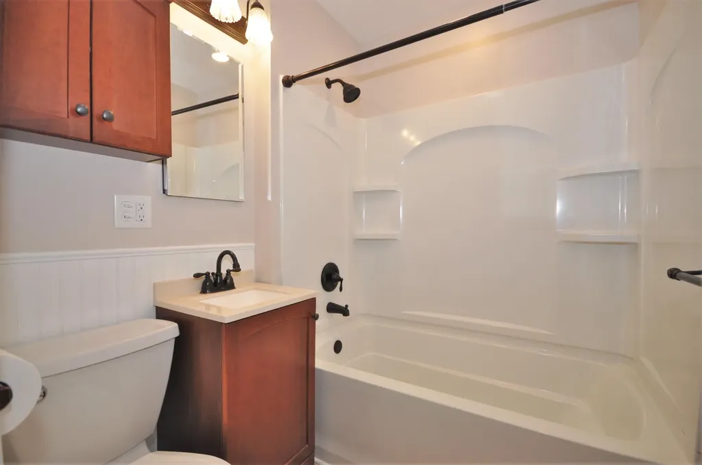 79 5th Street Bangor ME 04401