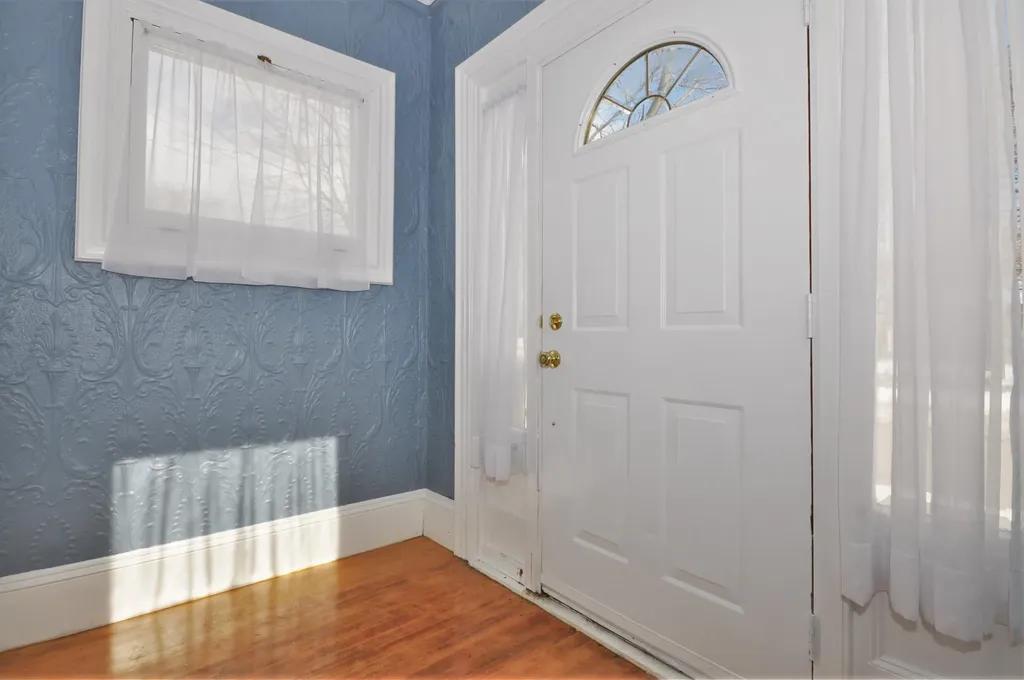 79 5th Street Bangor ME 04401