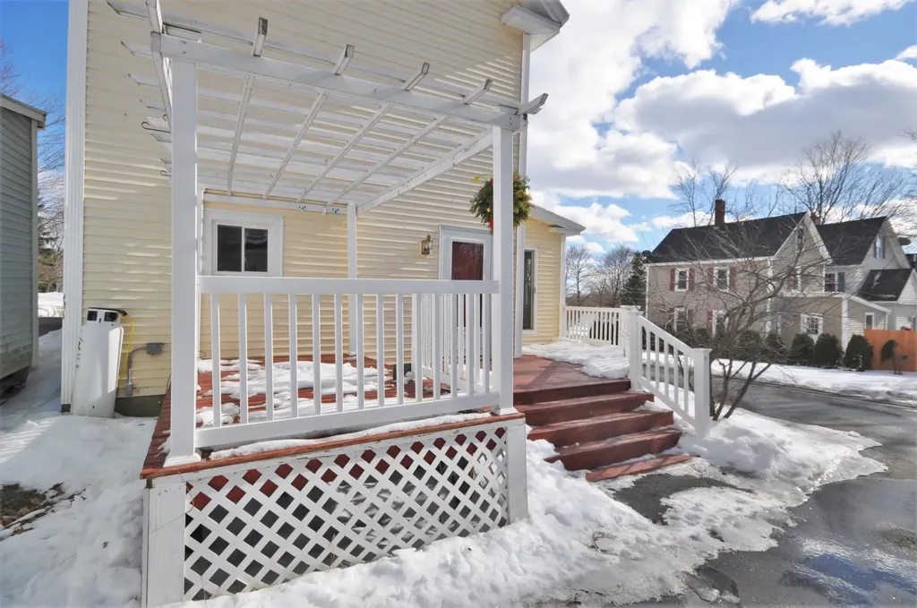 79 5th Street Bangor ME 04401