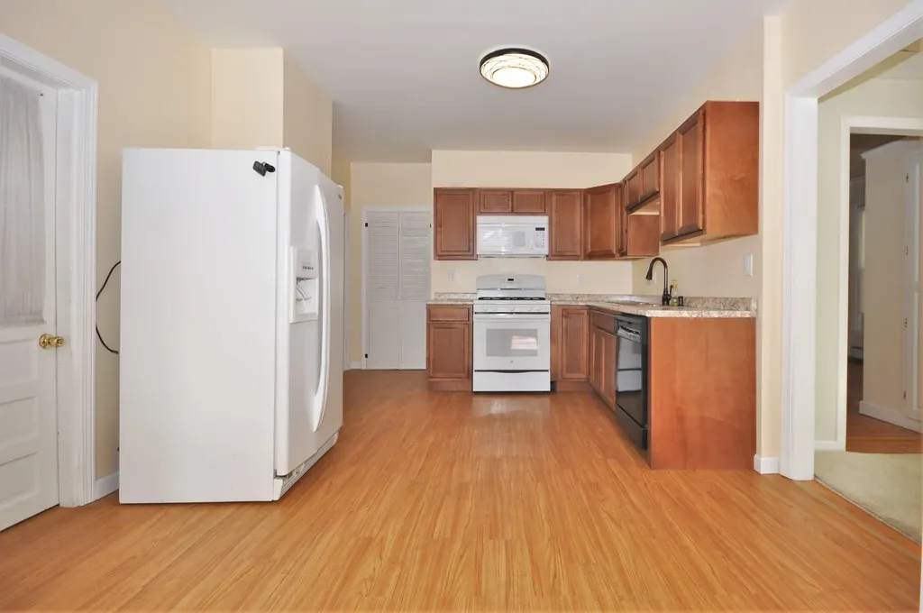 79 5th Street Bangor ME 04401