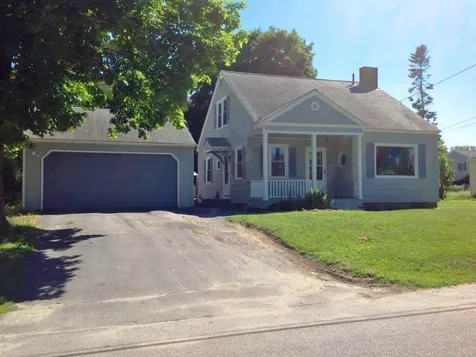 28 Violette Avenue Waterville ME 04901