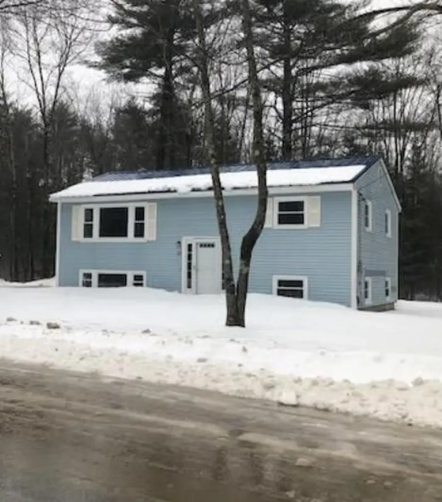 12 Presumpscot Road Windham ME 04062
