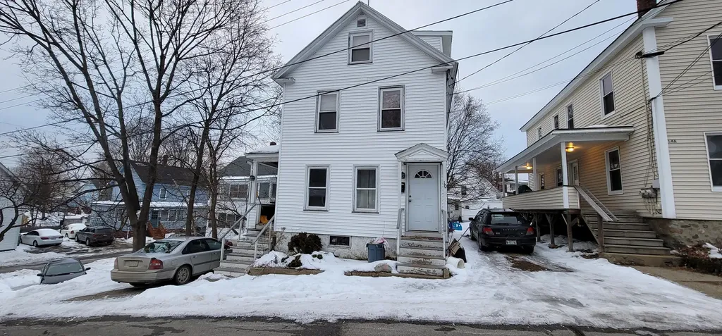 10 Hammond Street Sanford ME 04073