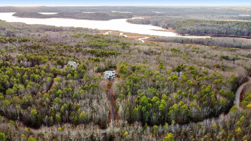 78 Bowmans Landing Road Georgetown ME 04548