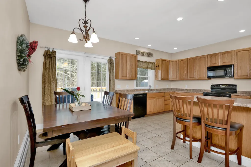 11 Boulder Drive Gray ME 04039