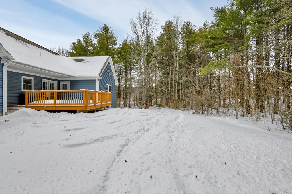 11 Boulder Drive Gray ME 04039