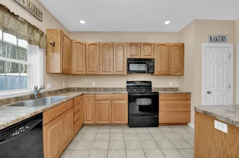 11 Boulder Drive Gray ME 04039