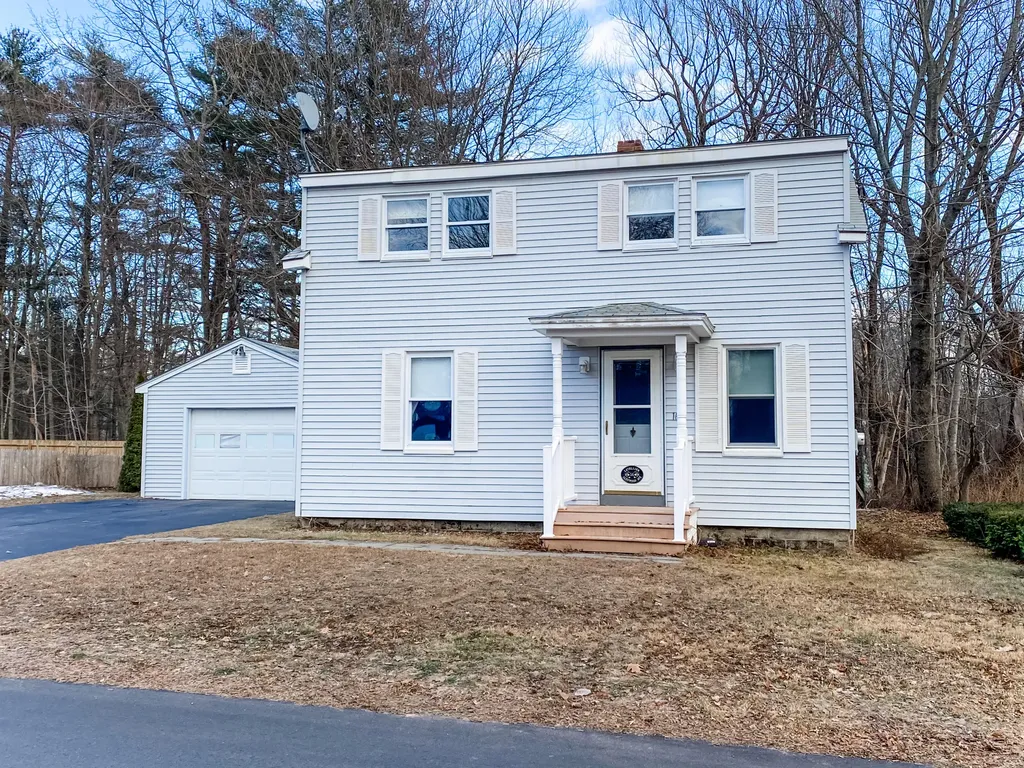 16 Glenwood Avenue Saco ME 04072