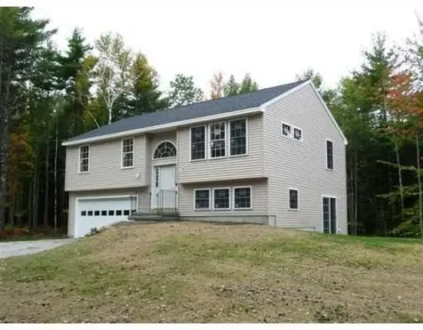 9 Pumpkin Lane Poland ME 04274