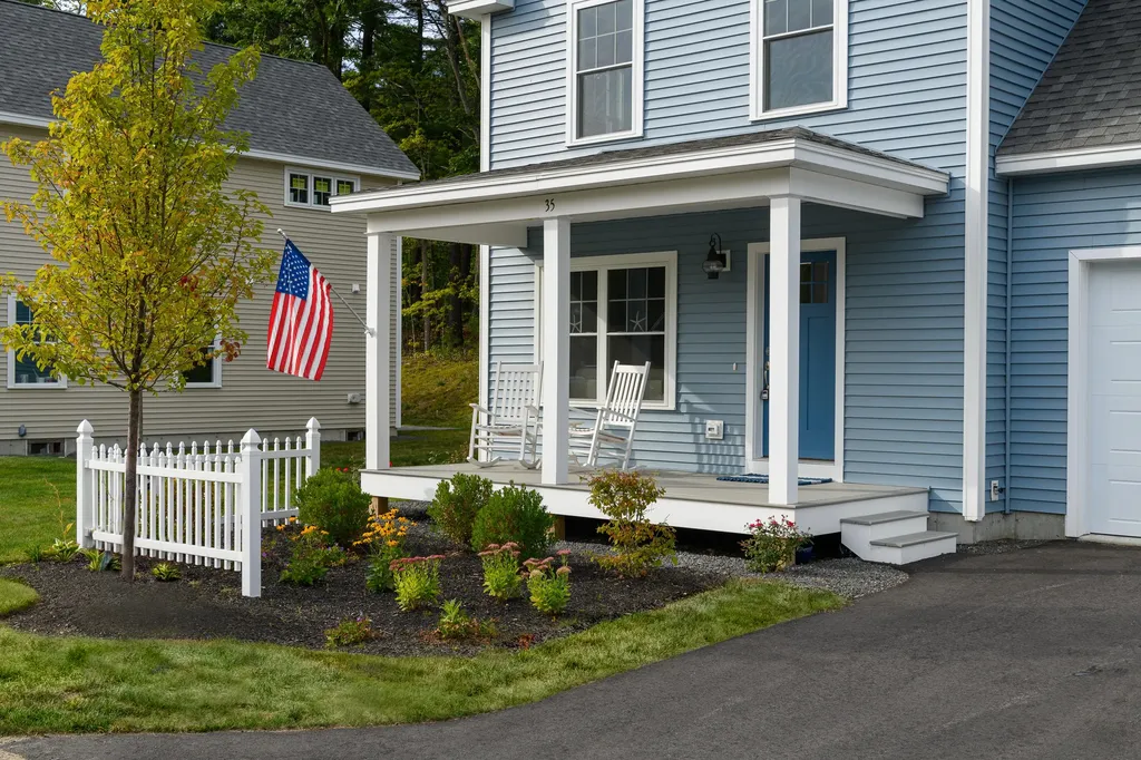 12 Webhannet Place Kennebunk ME 04043