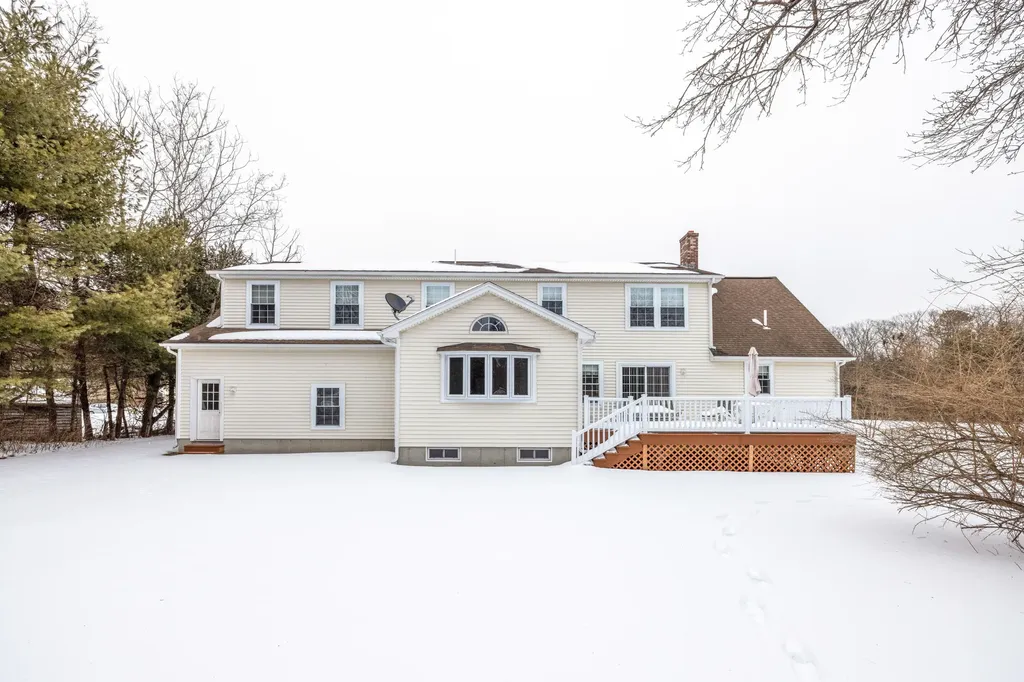 9 Aspen Lane Kennebunk ME 04043