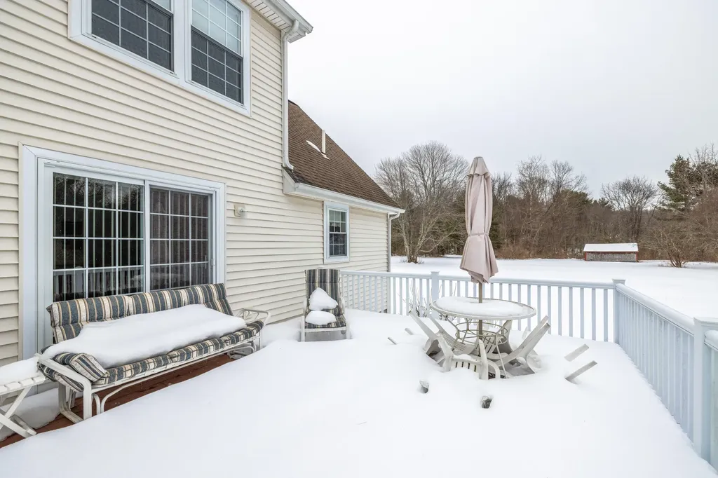 9 Aspen Lane Kennebunk ME 04043