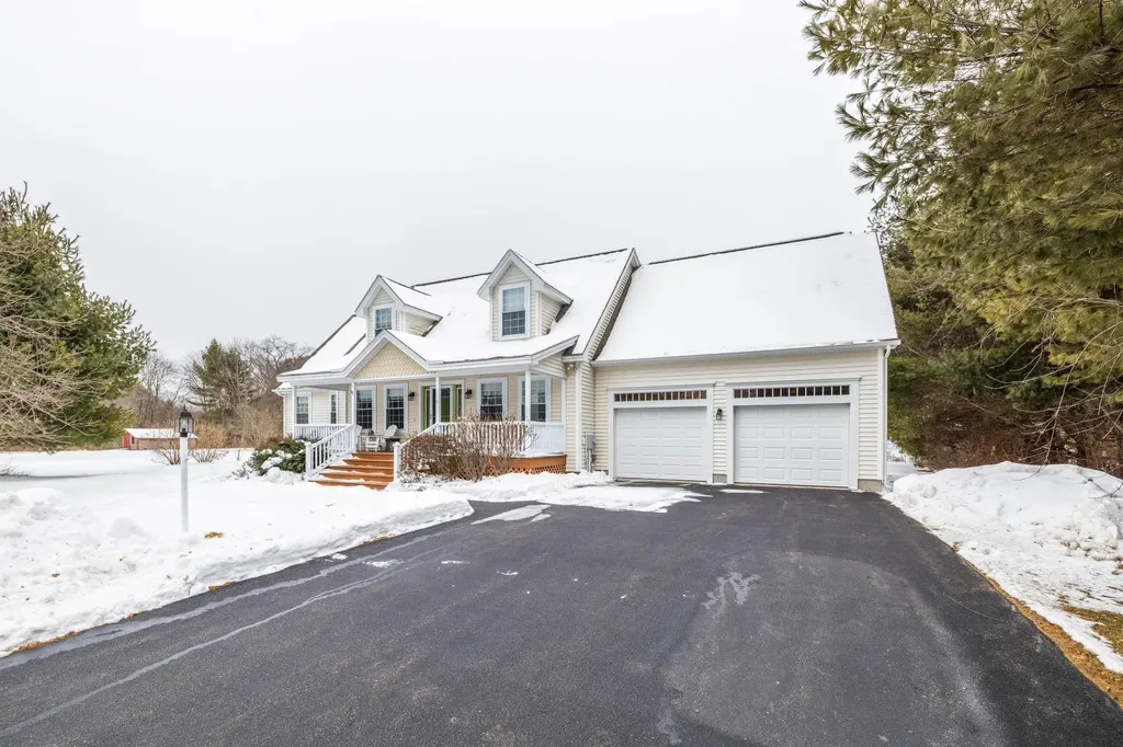 9 Aspen Lane Kennebunk ME 04043