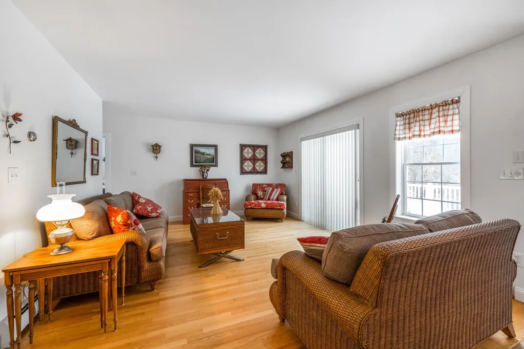 9 Aspen Lane Kennebunk ME 04043