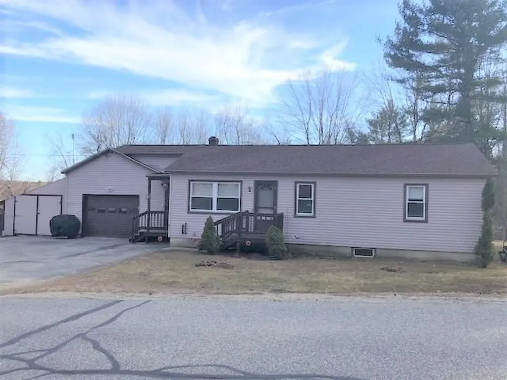 333 Lane Road Greene ME 04236