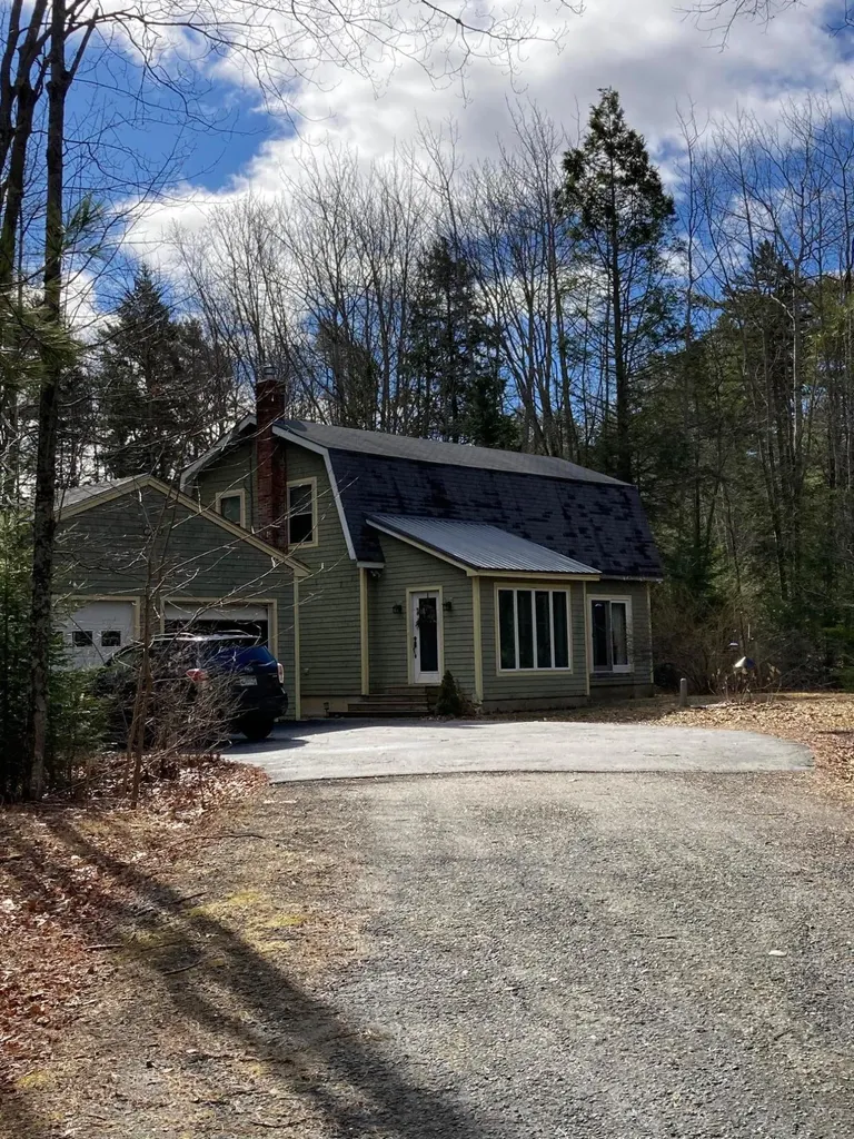 142 Sabino Road West Bath ME 04530