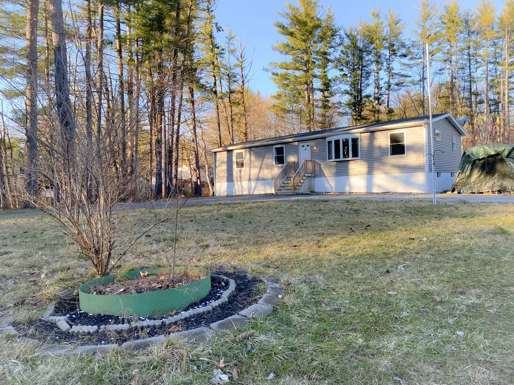 8 Glen Street Sanford ME 04073