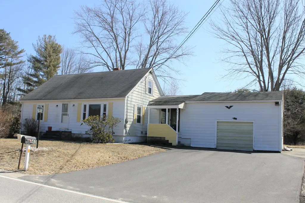 447 Mountain Road Arundel ME 04046