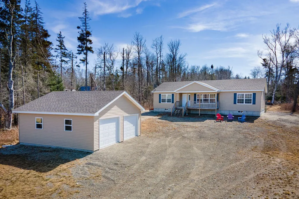 114 Pressey Village Road Deer Isle ME 04627