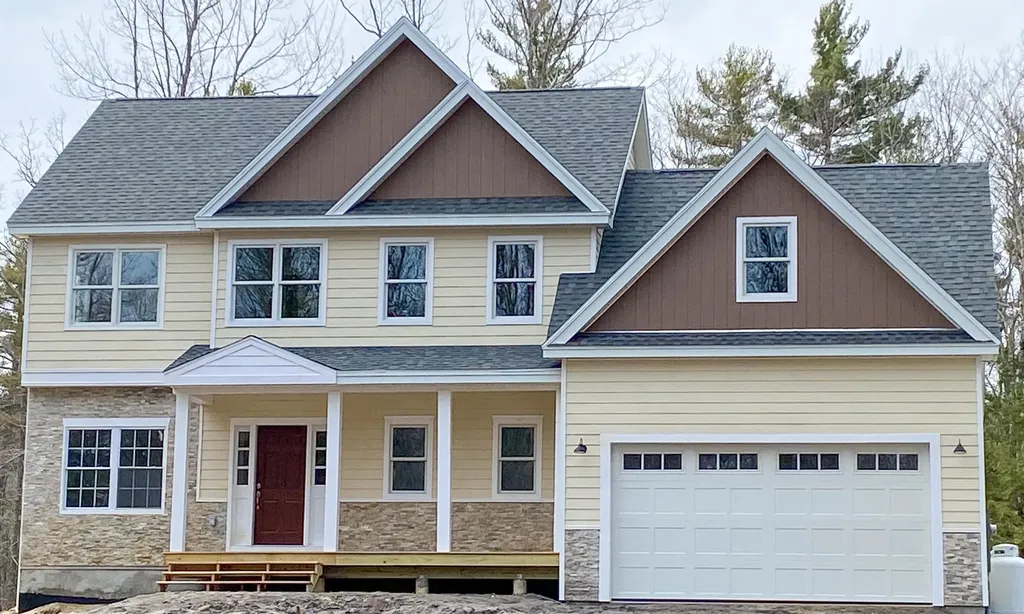 451 Cape Road Raymond ME 04071