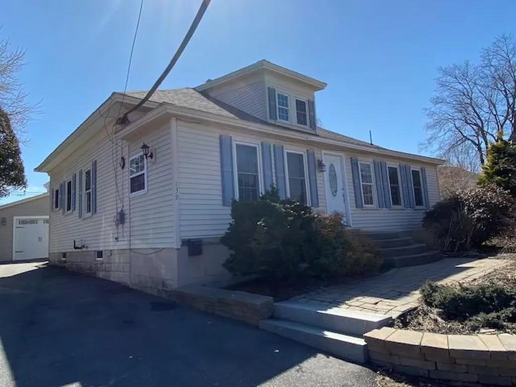 139 Graham Street Biddeford ME 04005