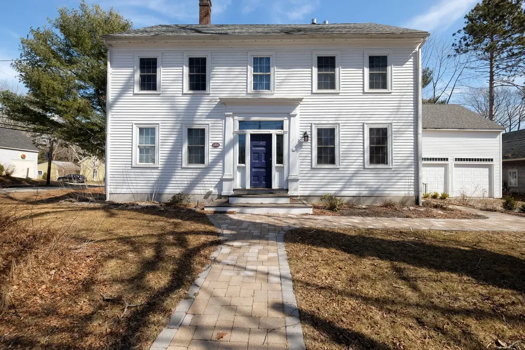 26 Knox Street Thomaston ME 04861