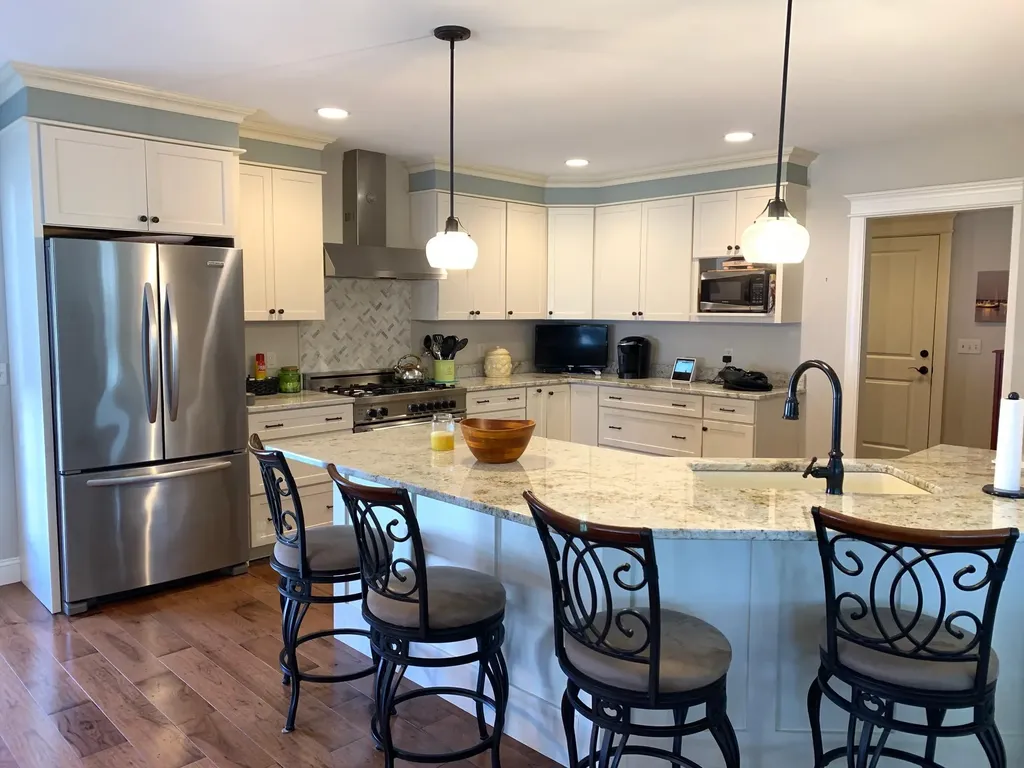8 Maneta Drive Saco ME 04072