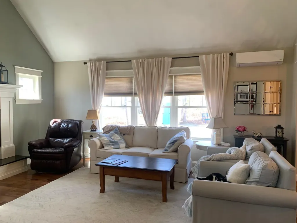8 Maneta Drive Saco ME 04072