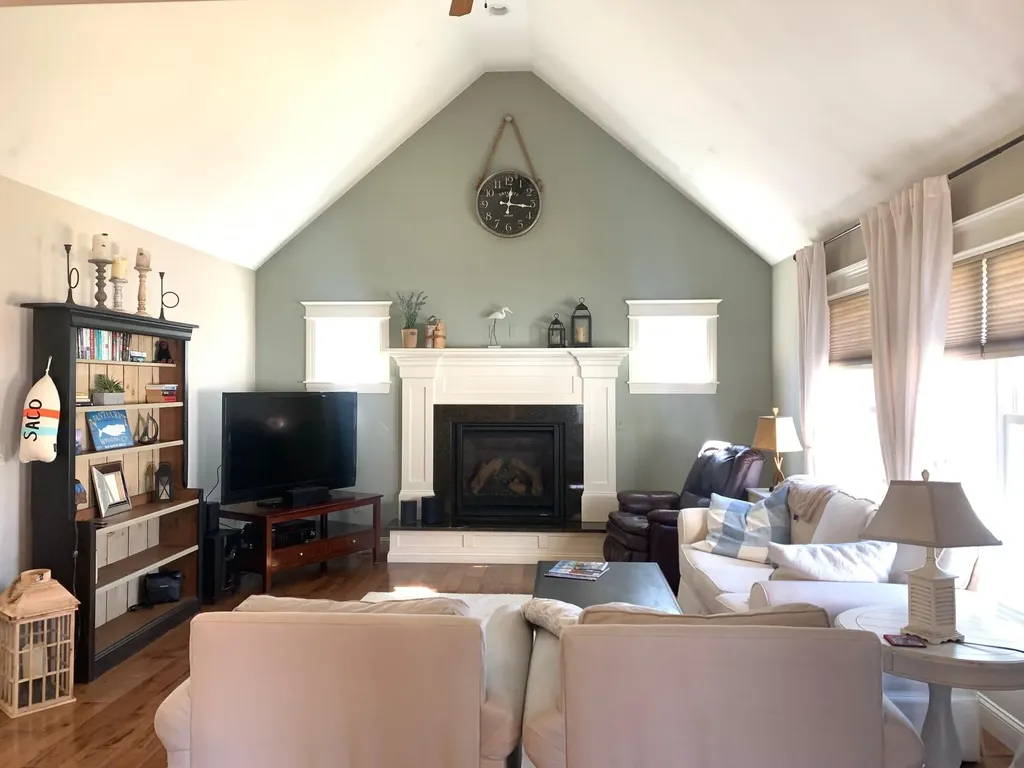 8 Maneta Drive Saco ME 04072