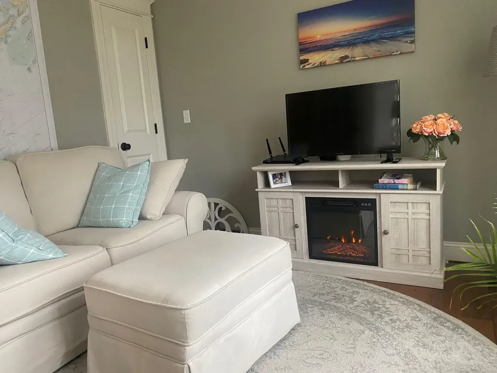 8 Maneta Drive Saco ME 04072